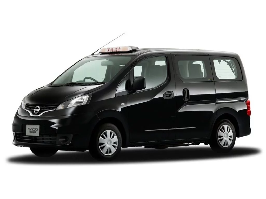 Hokkaido Private Transfers Hokkaido Private Transfer Nissan NV200