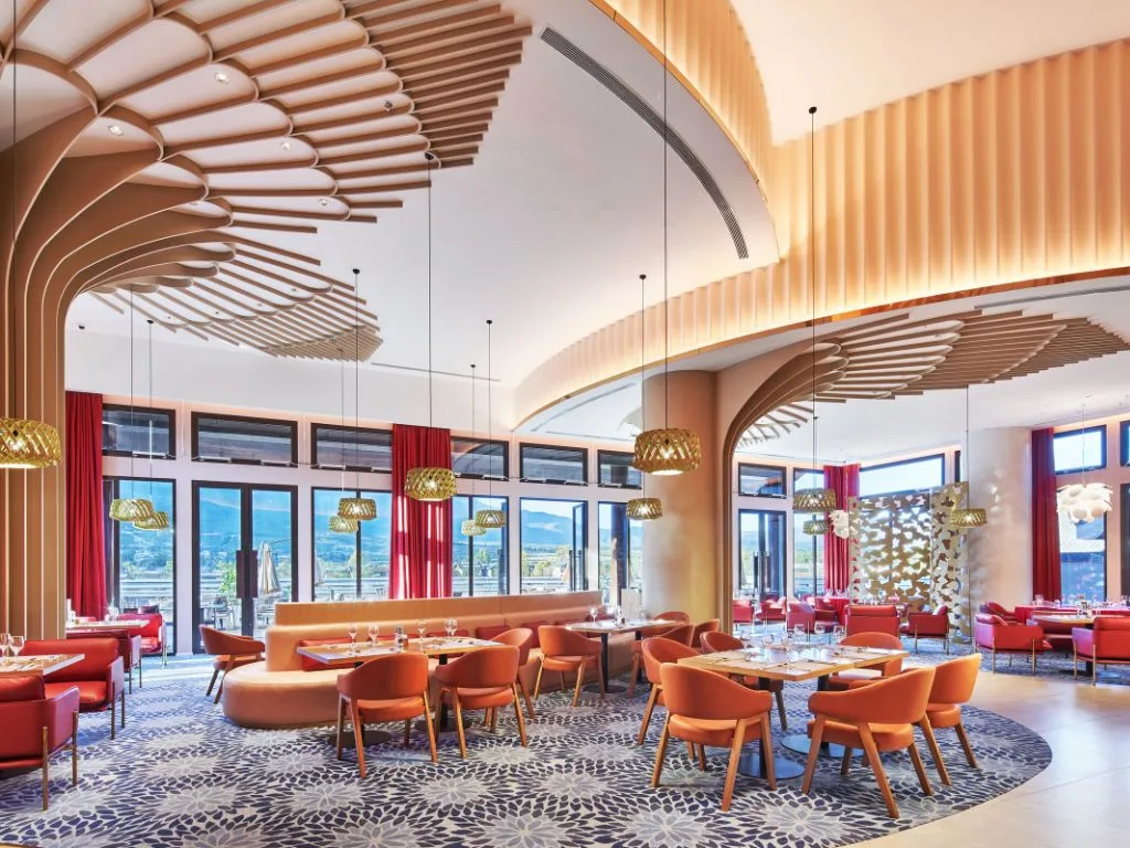 Club Med Lijiang Square Restaurant