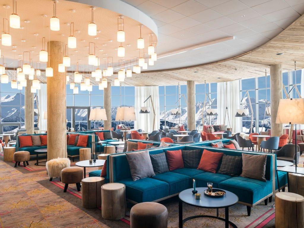 Kelab Med Alpe d'Huez Bar Utama Club Med Alpe d Huez