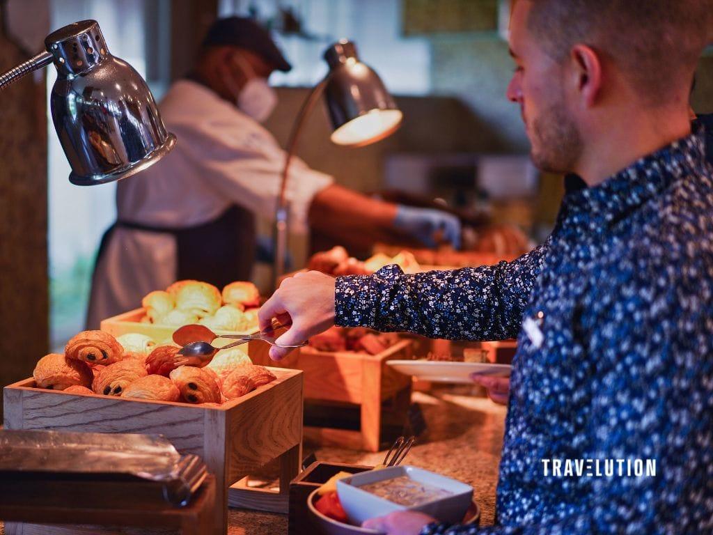 Club Med Cherating Restaurants - Mutiara Restaurant Breakfast