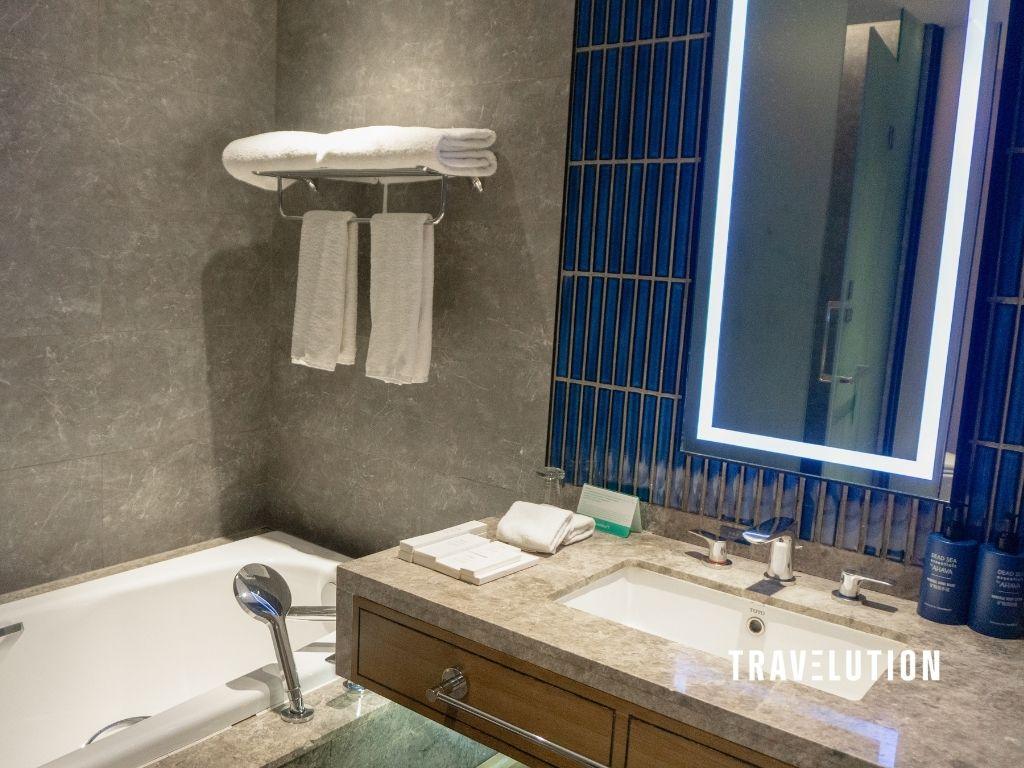 Club Med Lijiang Review Club Med Lijiang Review Deluxe Room Washroom