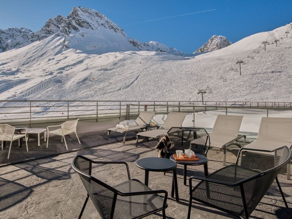 Club Med Tignes Bar Lounge Koleksi Eksklusif Club Med Tignes Le Sommet