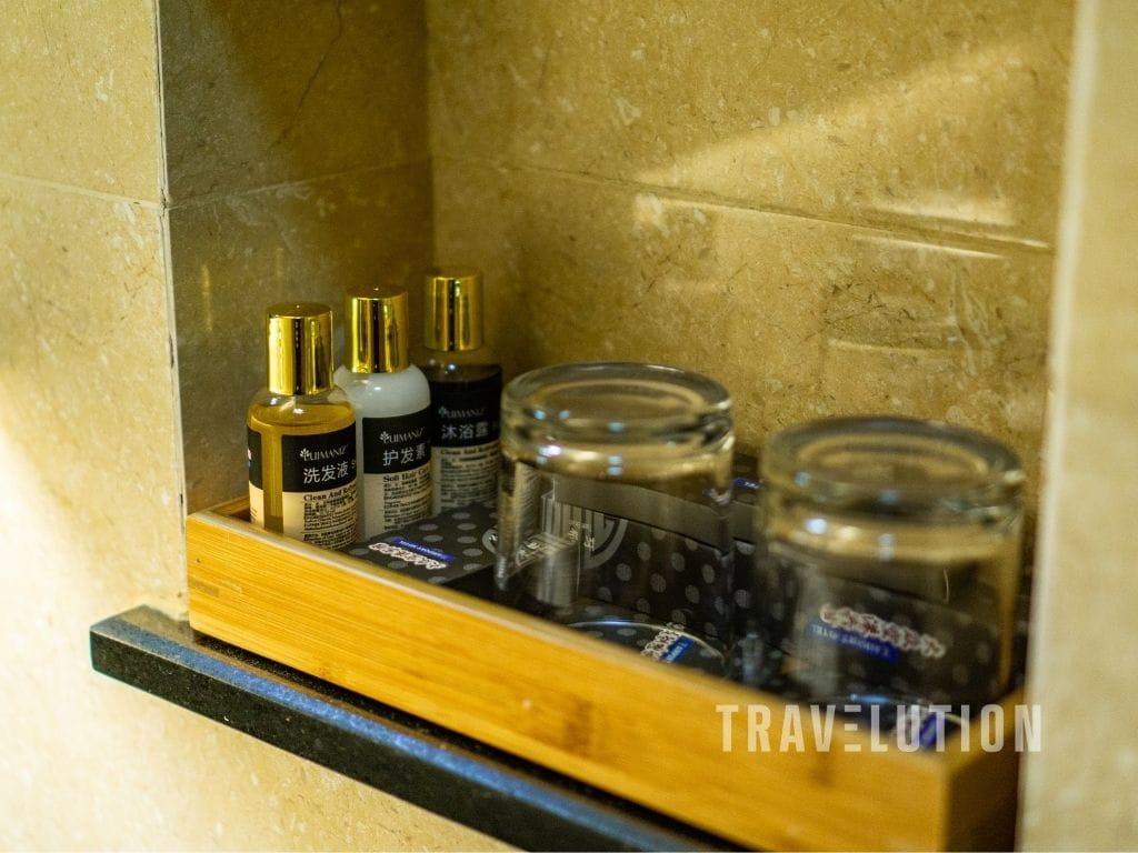 Flight to Lijiang Review - Dazhong International Airport Toiletries