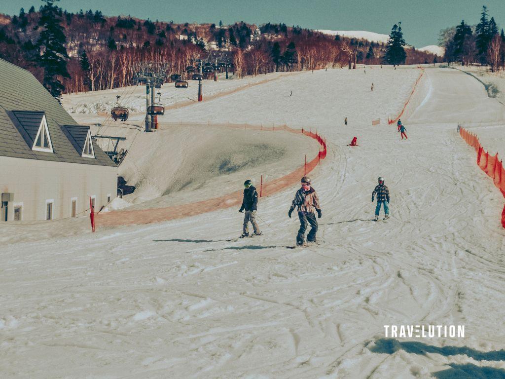 Masa Terbaik untuk Berski di Club Med Kiroro Best Time To Ski At Club Med Kiroro - April