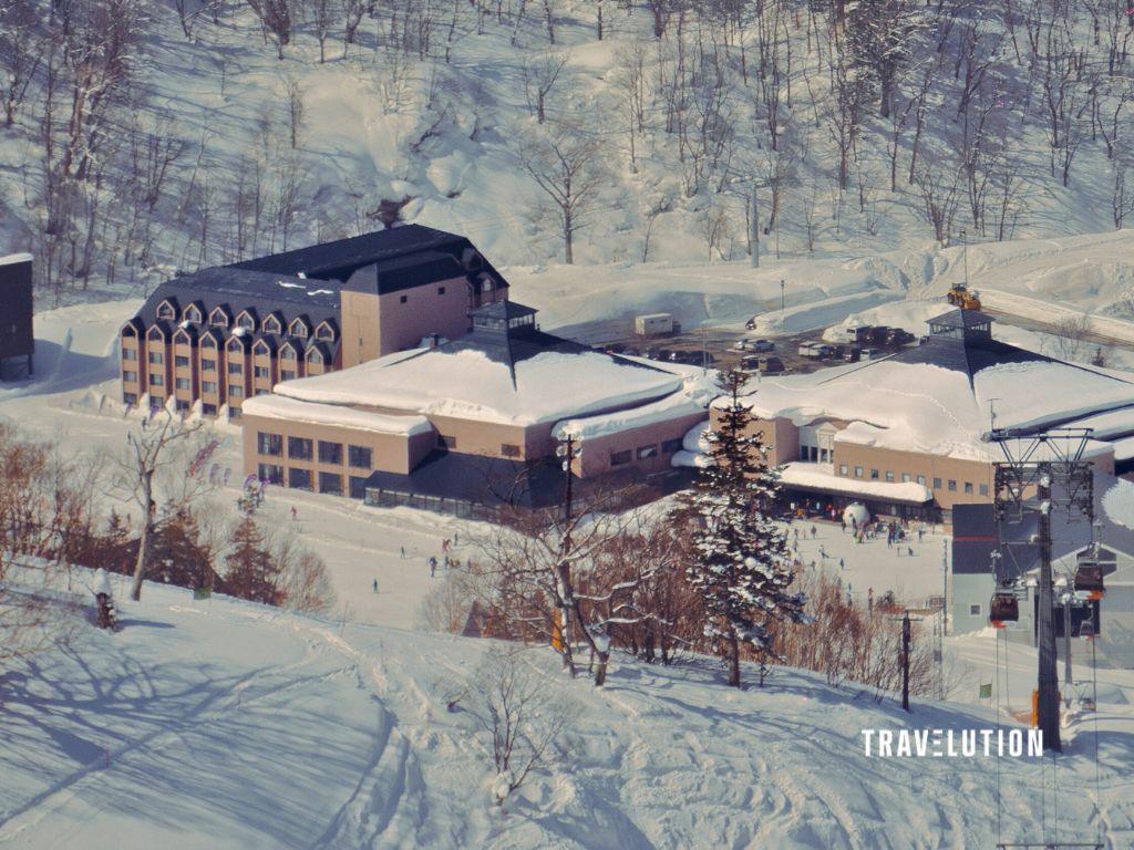 Kajian Puncak Club Med Kiroro Ulasan Club Med Kiroro Peak - Pemandangan Resort Dari Gondola