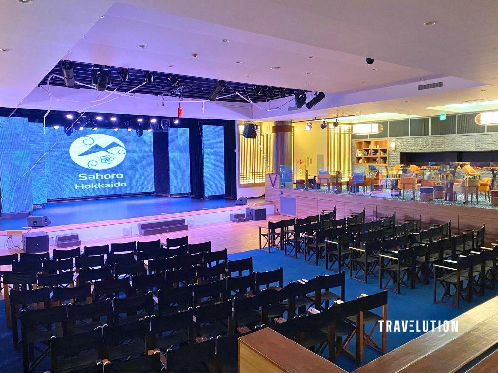 Club Med Sahoro 回顾 Club Med Sahoro》评论 - Theatre Stage