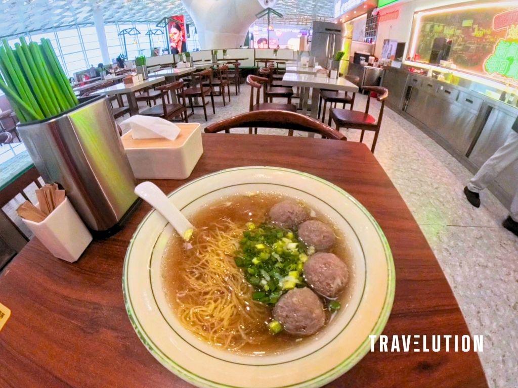 Flights to Lijiang: China Eastern vs China Southern Airlines Shenzhen Airport Homemade Beef Ball Wonton Noodles