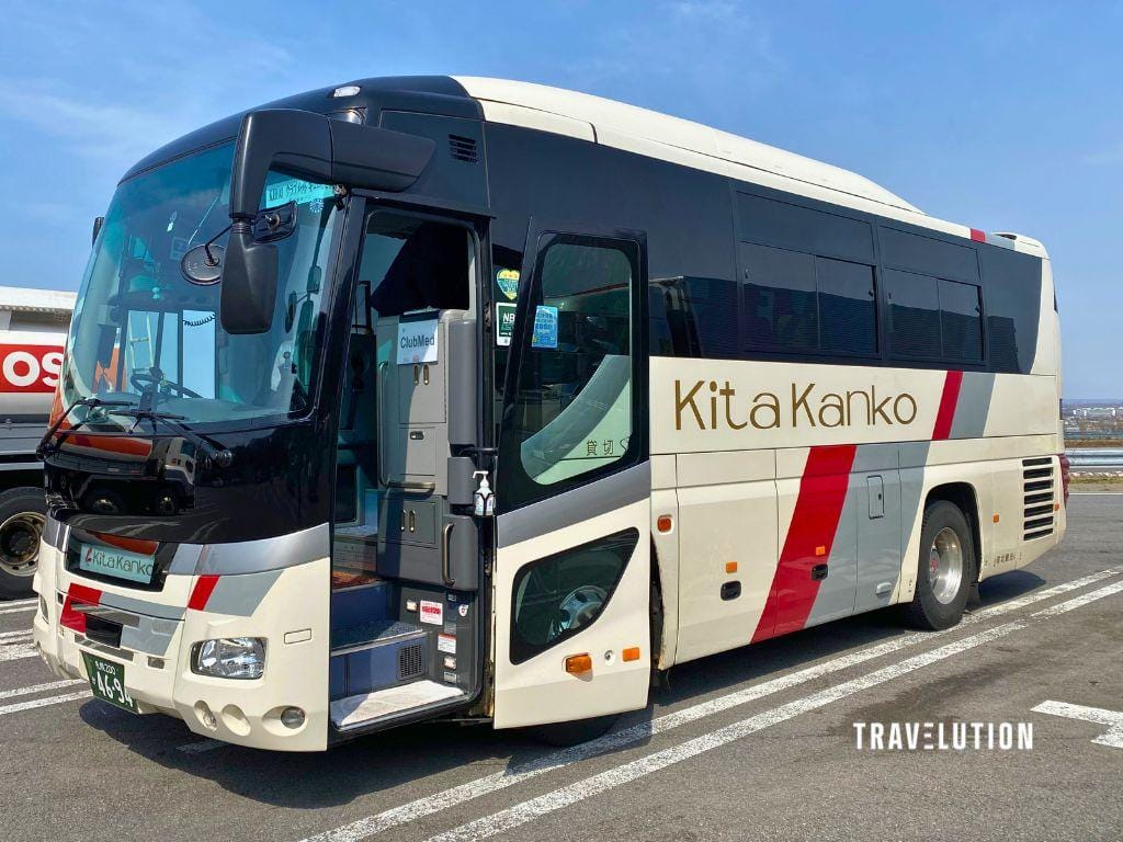 Cara untuk ke Club Med Kiroro How to get to Club Med Kiroro Club Med Bus