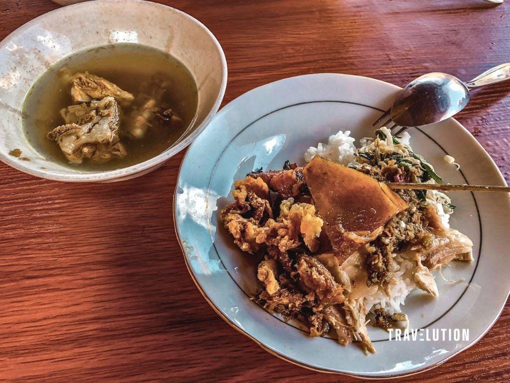 Babi Guling at Pak Dobil