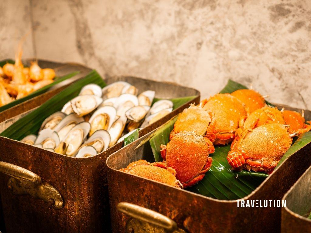 What is Club Med Joyview and Urban Oasis? What is Club Med Joyview and Urban Oasis - Seafood at Dinner Buffet
