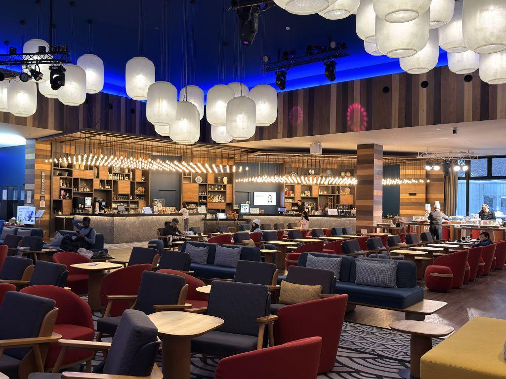Club Med Tomamu Club Med Tomamu - Bar and Theatre