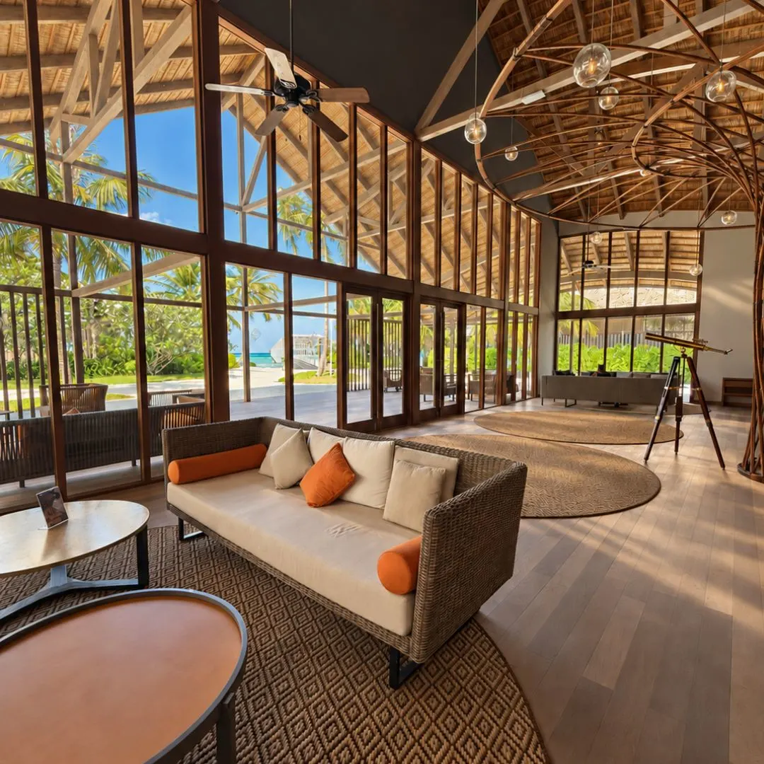 Club Med Finolhu Villas Reception