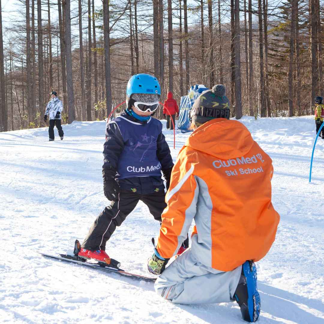 Club Med Hokkaido Comparision Ski School